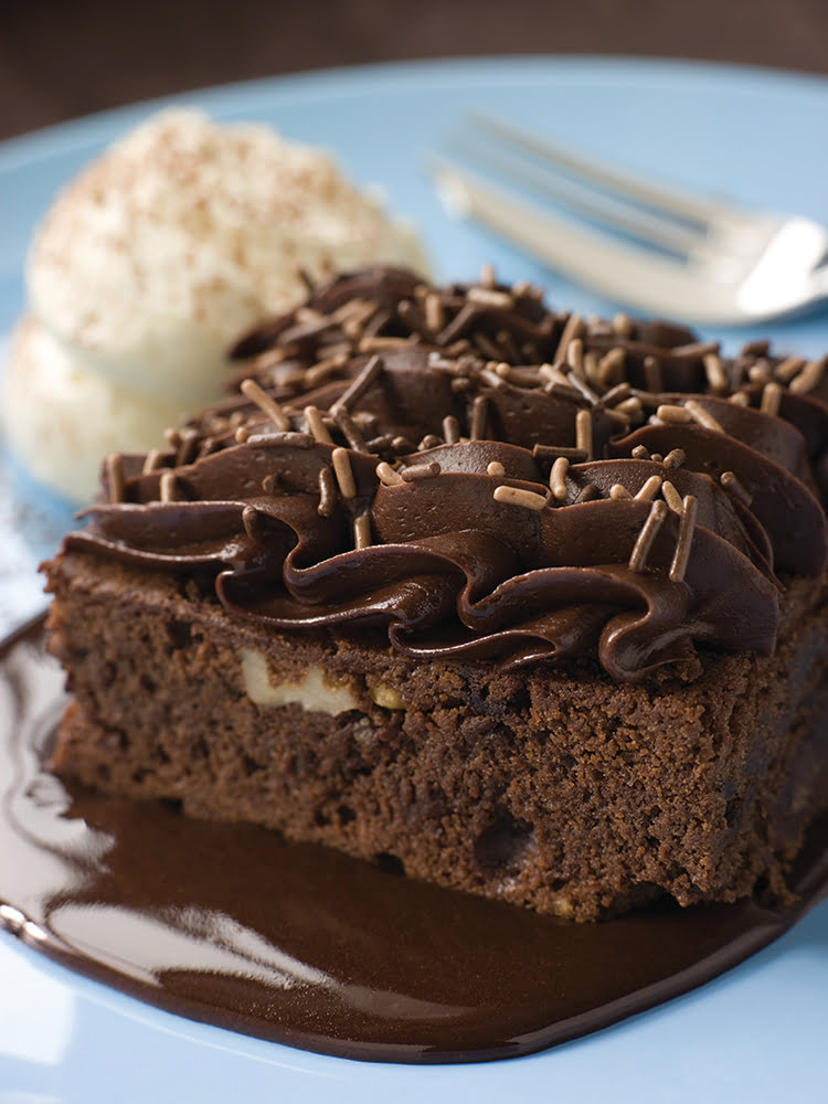 adm_recipes_cake_chocolate fudge cake product